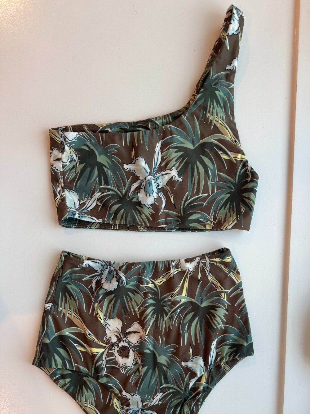 MIKOH Jungle Orchid Bikini Set Queensland Top Waikui Bottom